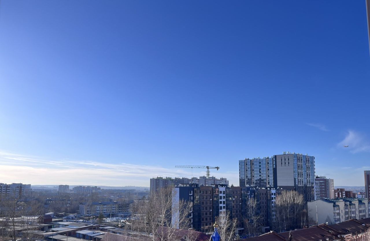 Квартира с видом на город!
