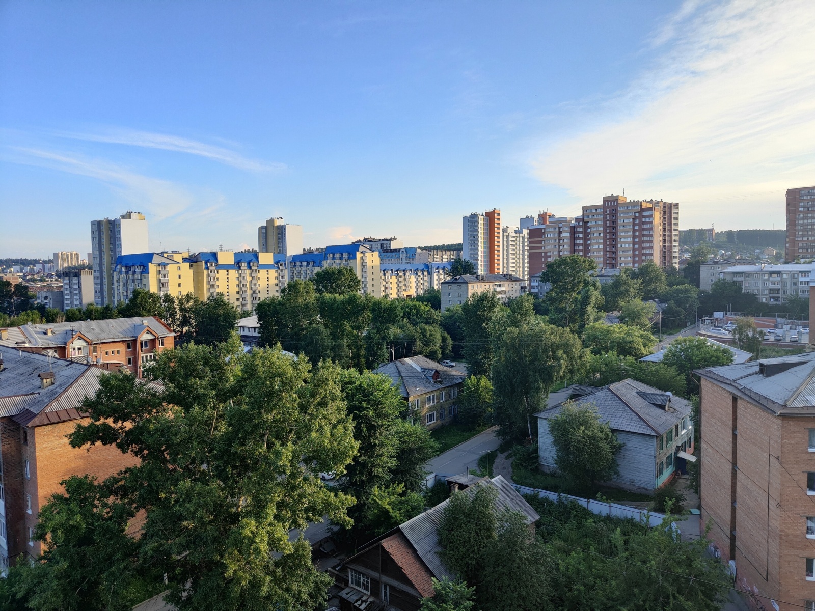 Чистая светлая просторная квартира-мансарда с огромной лоджией